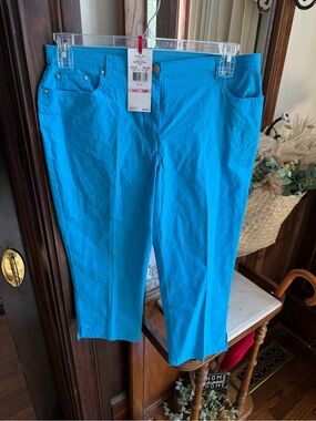 Ruby Rd. Turquoise Cropped Women’s Jeans
